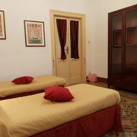 Guest house Center *