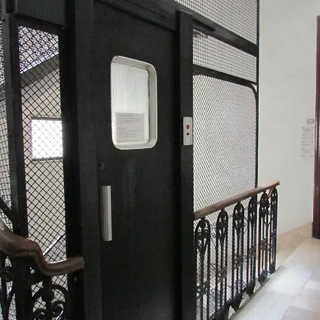 Center * Bari