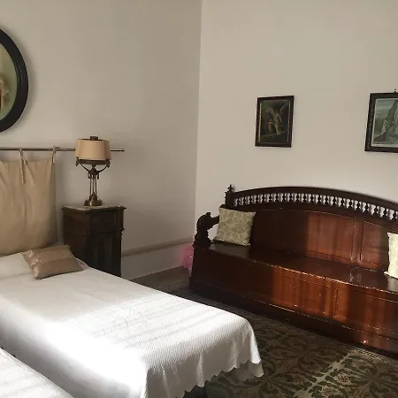 Guest house Center